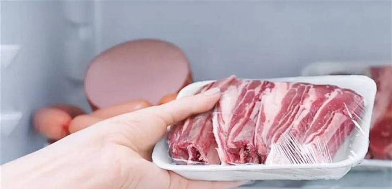 3 أخطاء نرتكبها جميعا عند تجميد لحوم الأضحية.. احذرها