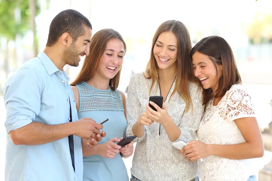 أخطاء شائعة في العلاقات الاجتماعية وكيفية تجنبها