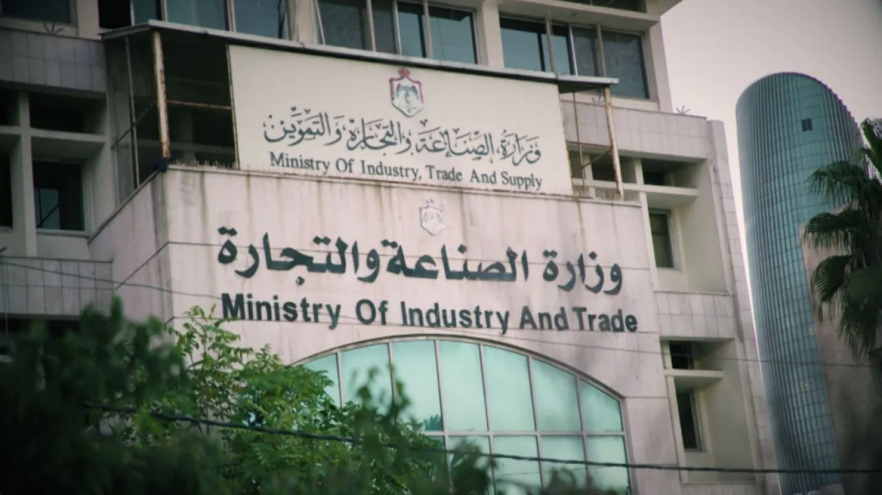 الأردن.. الصناعة والتجارة: ضبط أكثر من 400 مخالفة غالبيتها عدم إعلان الأسعار