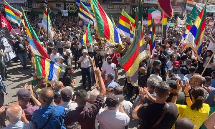 وزارة الخارجية الإسرائيلية: تل أبيب ترسل مساعدات إنسانية للدروز في سوريا